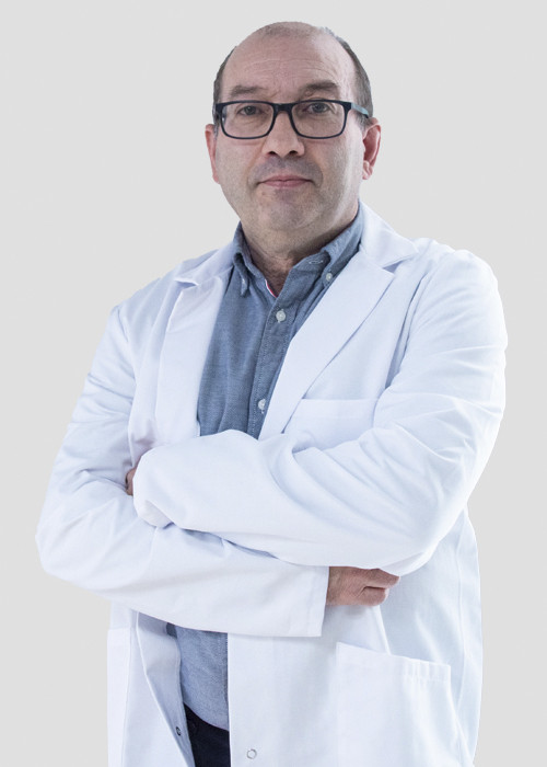 Dr. González González