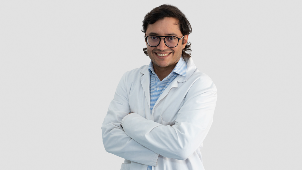 El Dr. Joel Joshi, tercer finalista mejor valorado en los premios Doctoralia