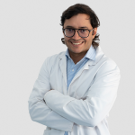 El doctor Joel Joshi Otero, especialista en Cirugía Oral y Maxilofacial en el Hospital Recoletas Burgos y en el Centro Médico Recoletas Calzadas, ha resultado el tercer finalista de España en la especialidad Cirugía Oral y Maxilofacial de los Premios “Doctoralia Awards”