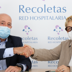 El gerente y director médico del Hospital Recoletas Cuenca, Javier Montero, y María Dolores Serrano Parra, presidenta de la Junta Provincial de Cuenca de la Asociación Española contra el Cáncer, María Dolores Serrano Parra, han firmado hoy un acuerdo de colaboración para la realización de actividades de apoyo y acompañamiento y atención psicológica a los pacientes de cáncer recién diagnosticados.