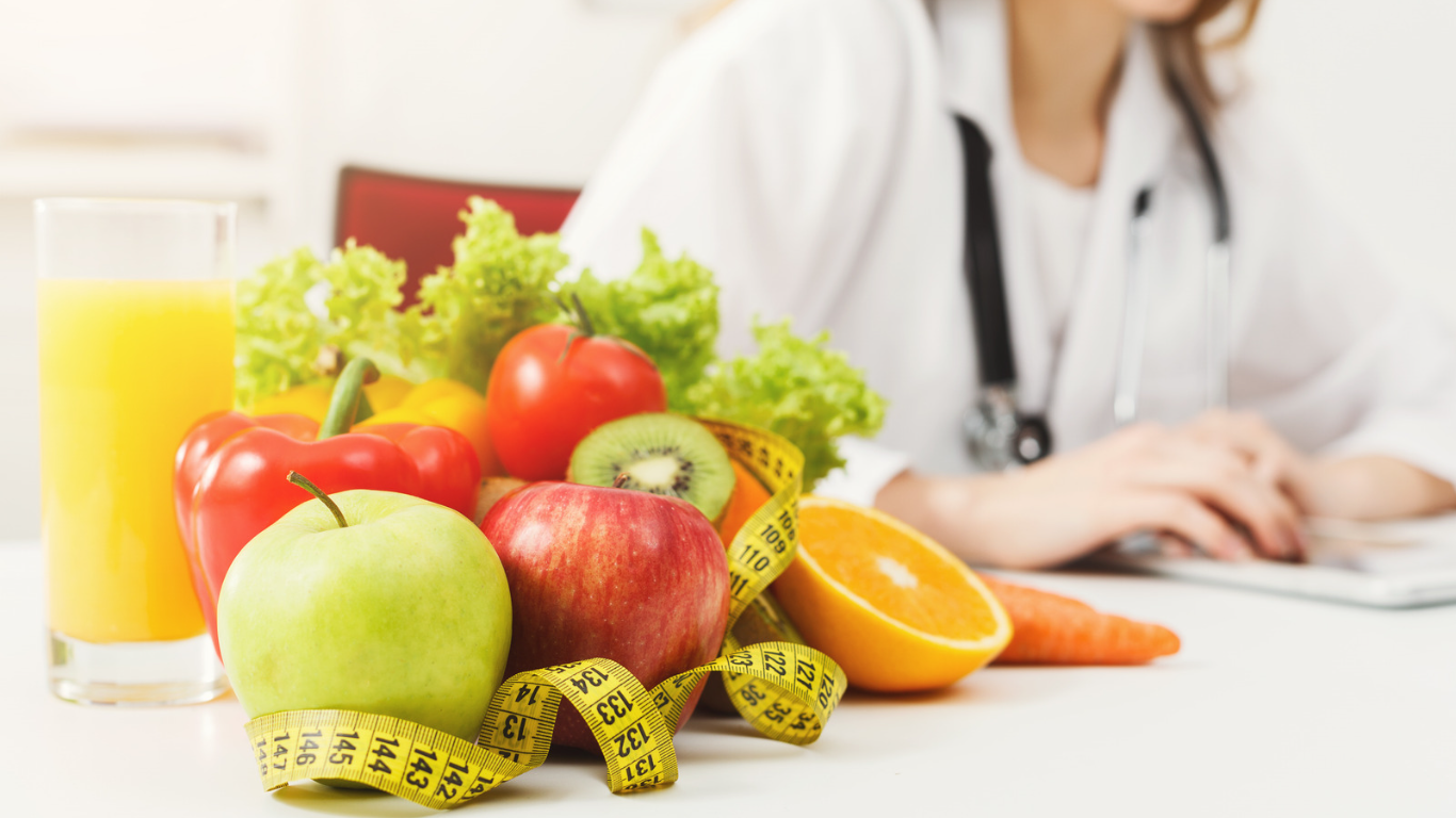 La Unidad de Obesidad del Hospital Recoletas Segovia ha programado varios talleres formativos en el Colegio Claret para que los escolares sean conocedores de los beneficios para su salud de una alimentación saludable.