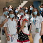 Con motivo de la Navidad, la Fundación Theodora ha visitado el Hospital Recoletas Campo Grande para alegrar la estancia de los más pequeños y sus familias.