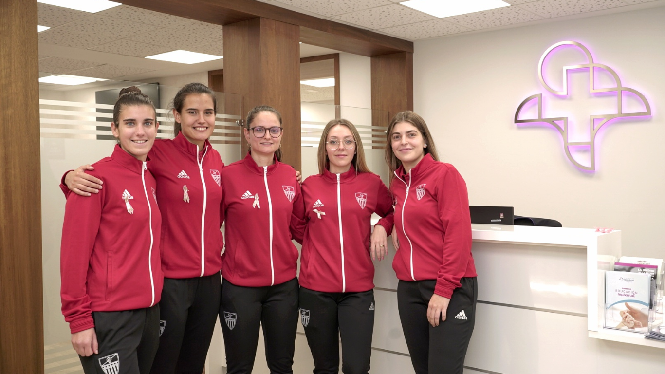 LAS JUGADORAS DE LA GIMNÁSTICA SEGOVIANA PARTICIPAN EN UNA CHARLA SOBRE LA PREVENCIÓN DE LOS CÁNCERES GINECOLÓGICOS