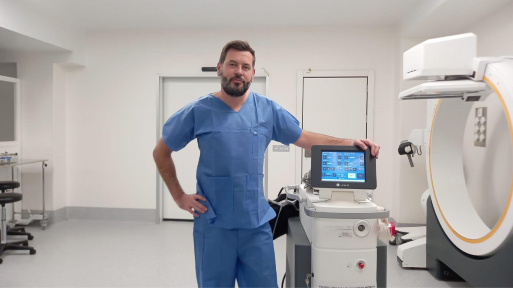 El Dr. Alberto Rivero utiliza el láser holmio en urología, pionero en Burgos