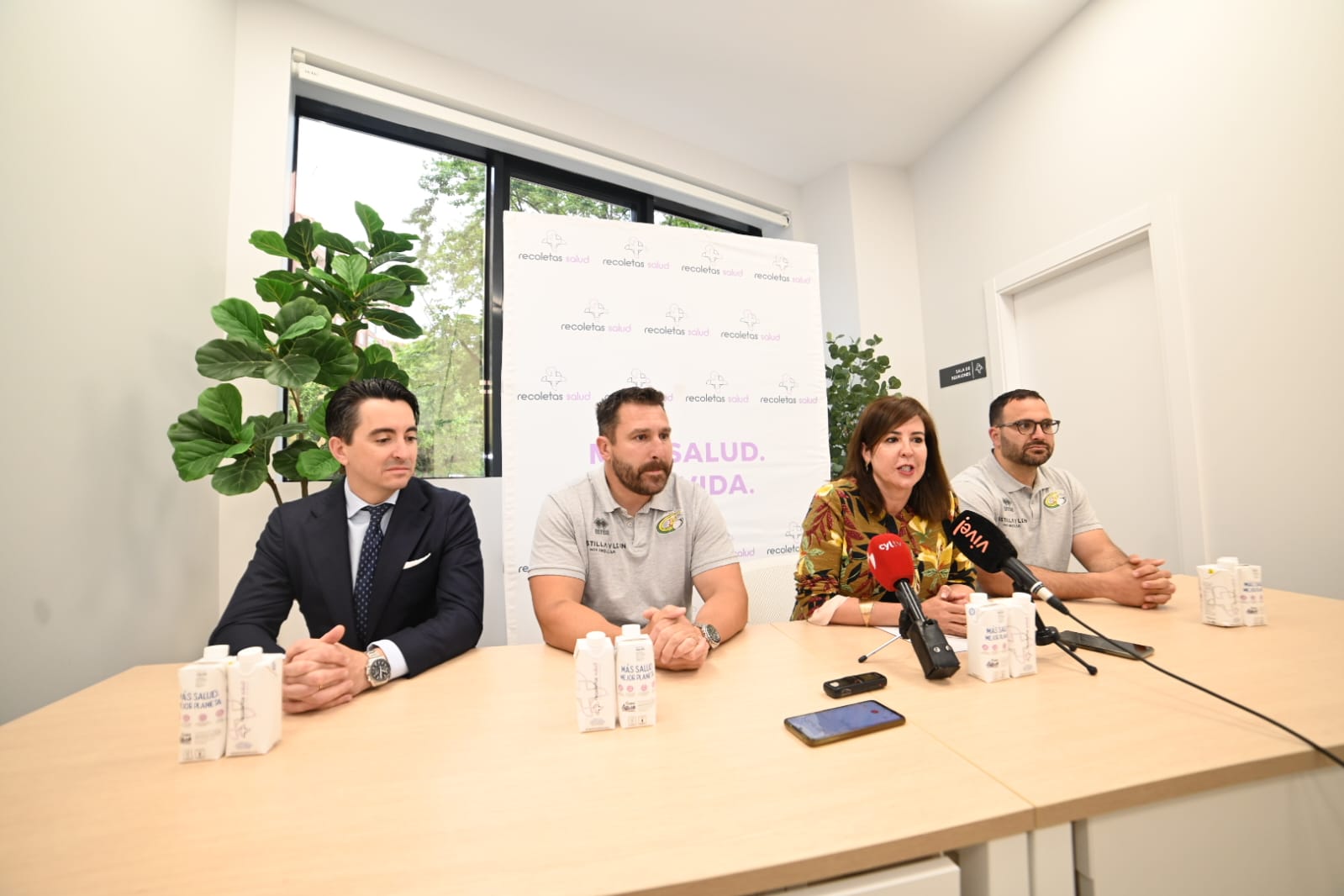 El Hospital Recoletas Salud Burgos mantiene su compromiso como patrocinador principal del equipo de rugby de la ciudad
